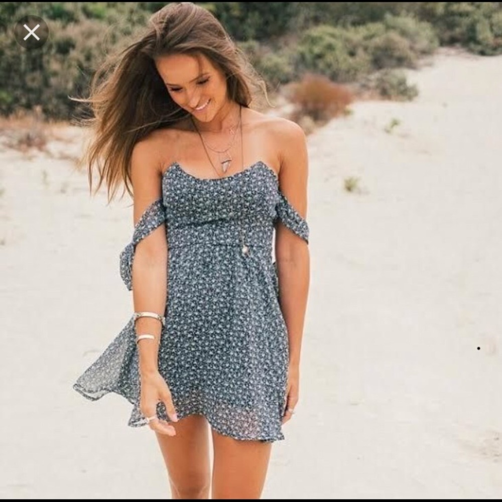 For love and lemons floral dress